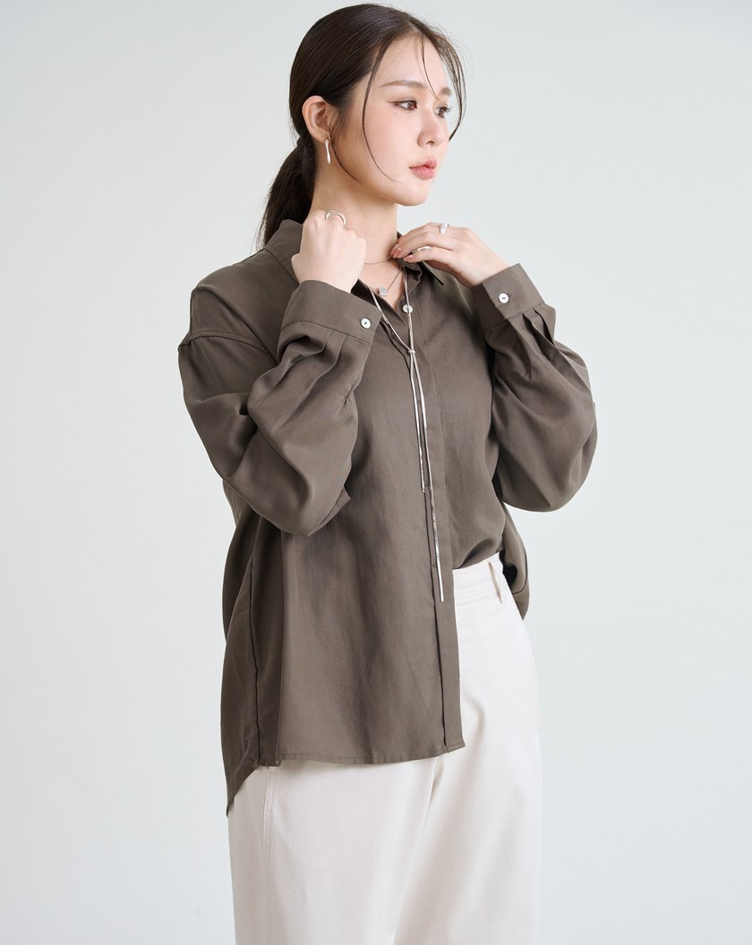 側釦造型質感垂墜天絲襯衫(三色)