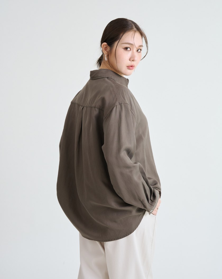 側釦造型質感垂墜天絲襯衫(三色)