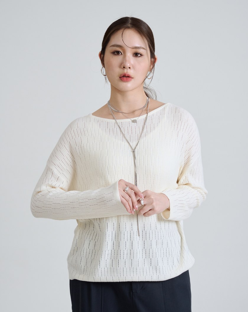 船型領立體織紋混羊毛針織上衣(兩色)