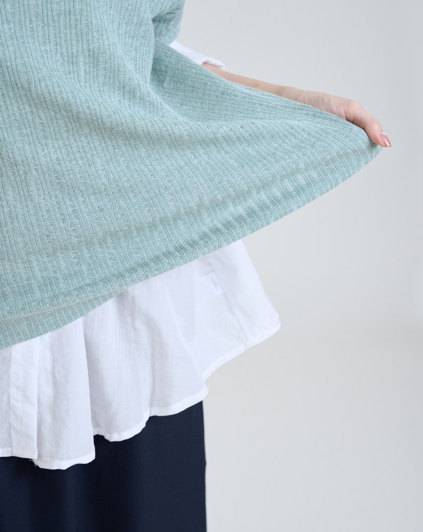 船型領立體織紋混羊毛針織上衣(兩色)