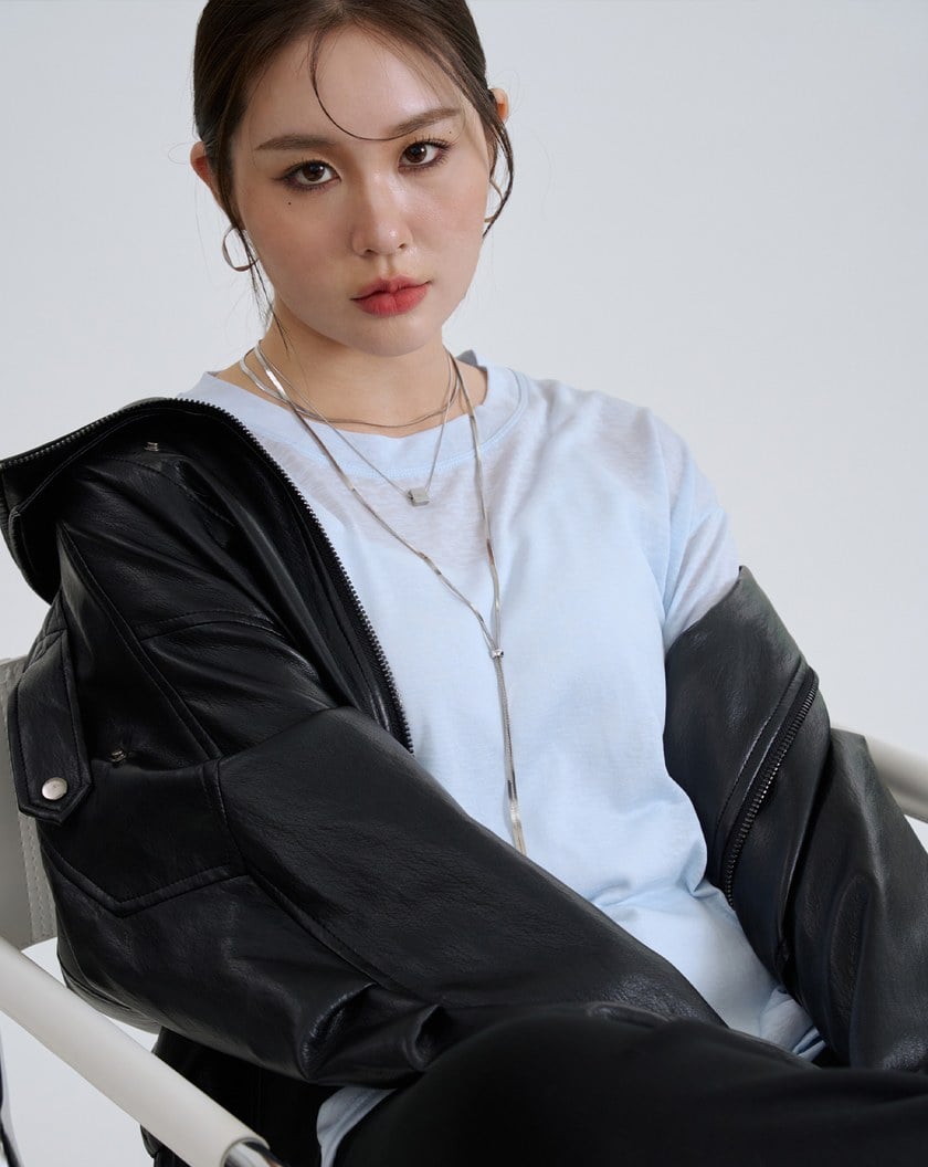 率性雙層領Oversize柔軟皮衣外套(兩色)