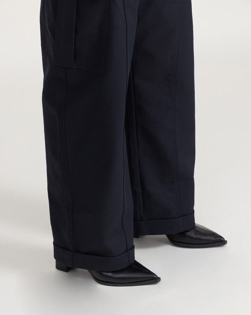 都會風挺廓剪接造型工裝褲(兩色)