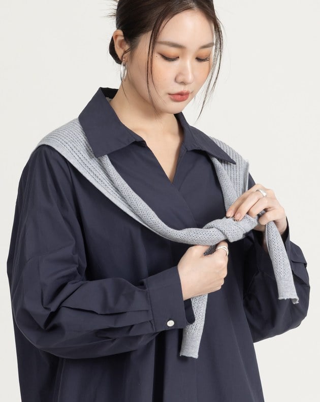 附披肩V領純棉寬鬆襯衫(兩色)