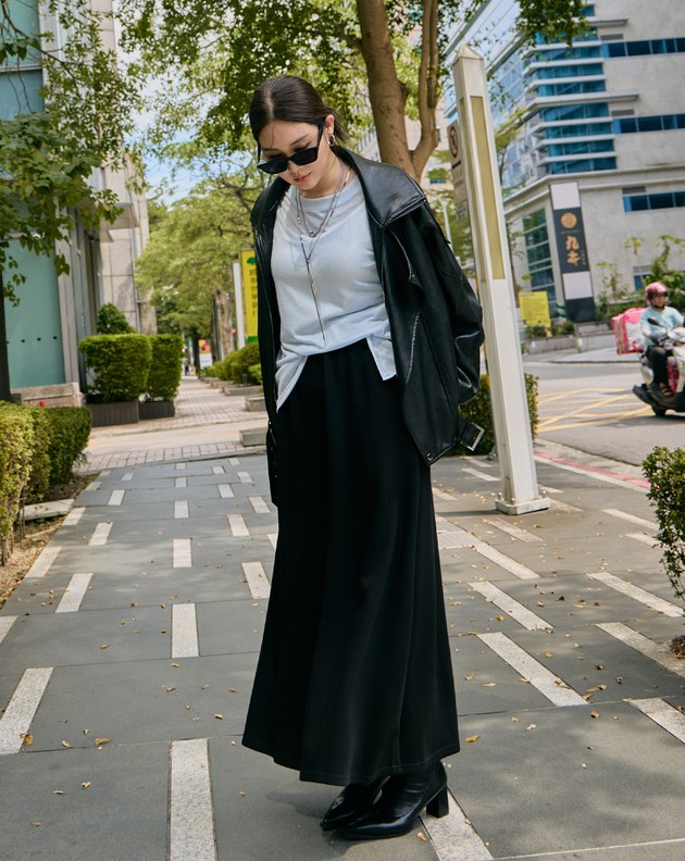 不挑身形彈性直筒長裙(兩色)