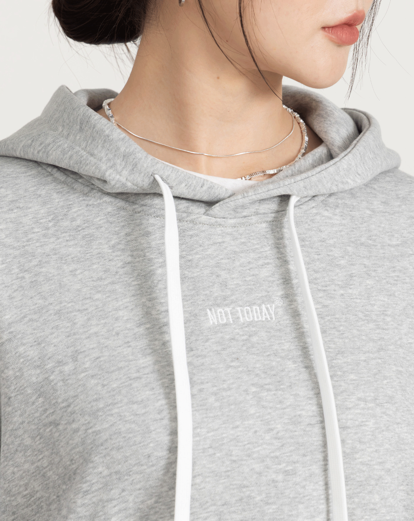 not today繡花開衩連帽大學T(兩色)