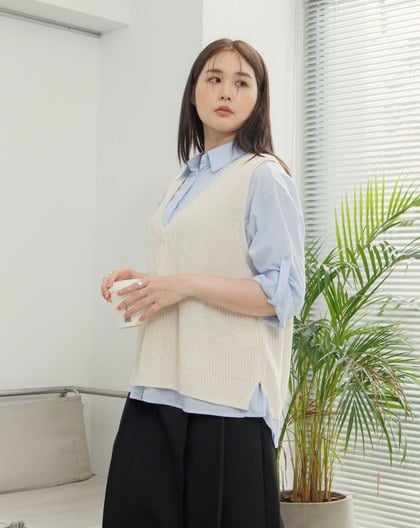 極簡V領針織背心
