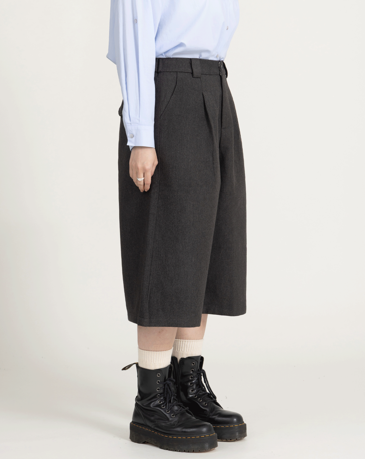 毛呢保暖寬直筒六分褲(兩色)