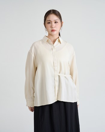 側釦造型質感垂墜天絲襯衫(三色)