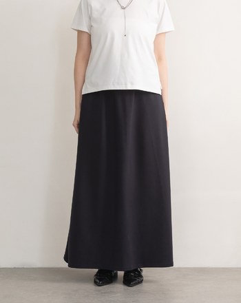 不挑身形彈性直筒長裙(兩色)