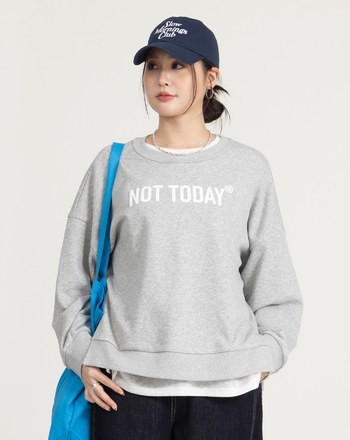 not today下擺開開衩不卡臀大學T(兩色)