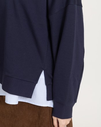 not today下擺開開衩不卡臀大學T(兩色)