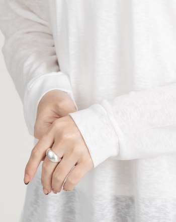 鬆弛感天絲透膚長袖上衣(三色)