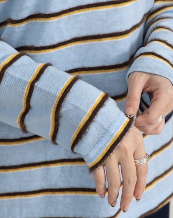 配色毛絨條紋長袖T恤(三色)