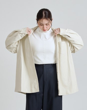 細節車線防捲立領不勒脖上衣(兩色)