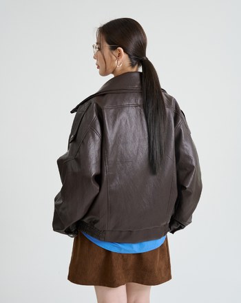 率性雙層領Oversize柔軟皮衣外套(兩色)